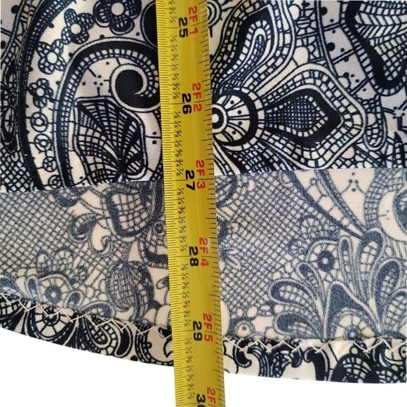 Paisley Blue Print Lace High Low Hem Top Size S/M - Picture 6 of 7